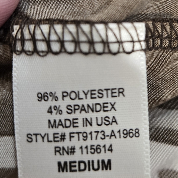 Women's Leopard Print Short Sleeve Blouse. Pristine Condition. - Picture 7 of 7